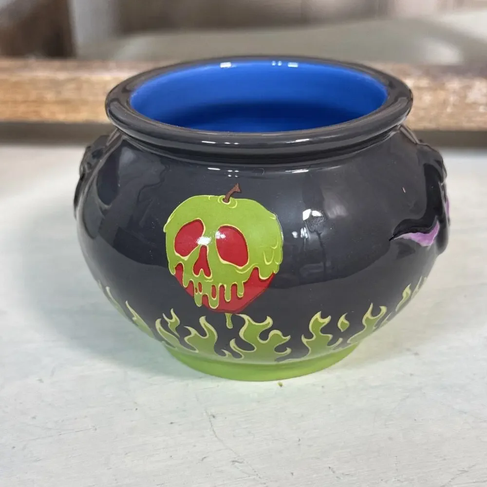 Disney Parks Disneyland Set Of 5 Mini Serving Bowls Unused